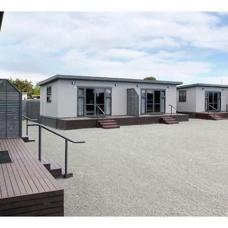 Pine Lake View Lodge Kaiapoi Esterno foto