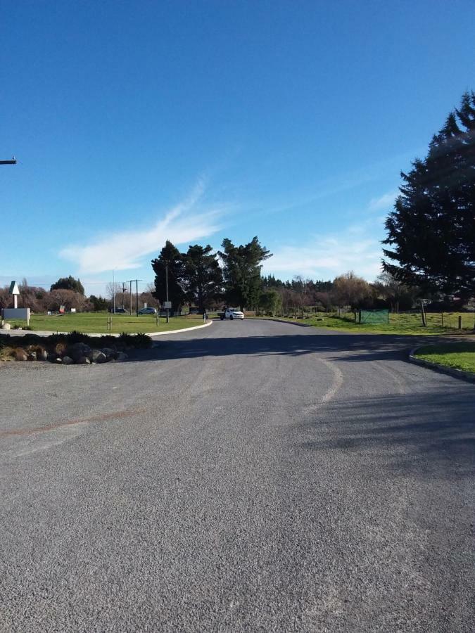 Pine Lake View Lodge Kaiapoi Esterno foto